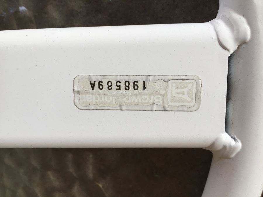 White Brown Jordan Side Table Patio Furniture [Photo 3]