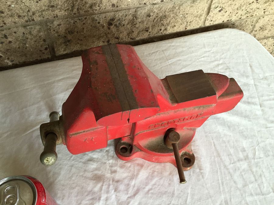 Red Craftsman Vise Model No. 391-5188 [Photo 7]
