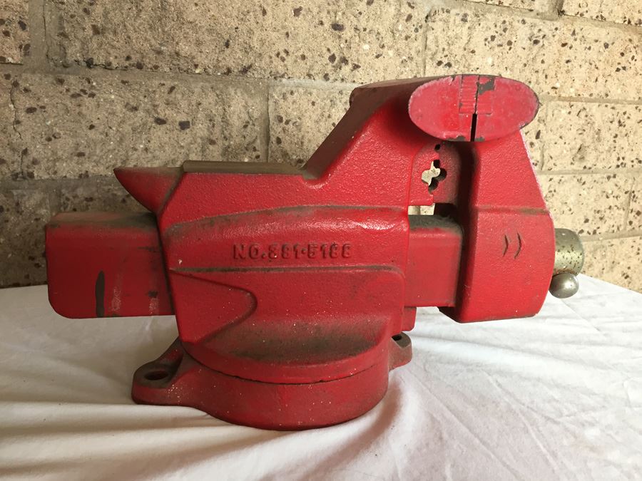 Red Craftsman Vise Model No. 391-5188 [Photo 3]