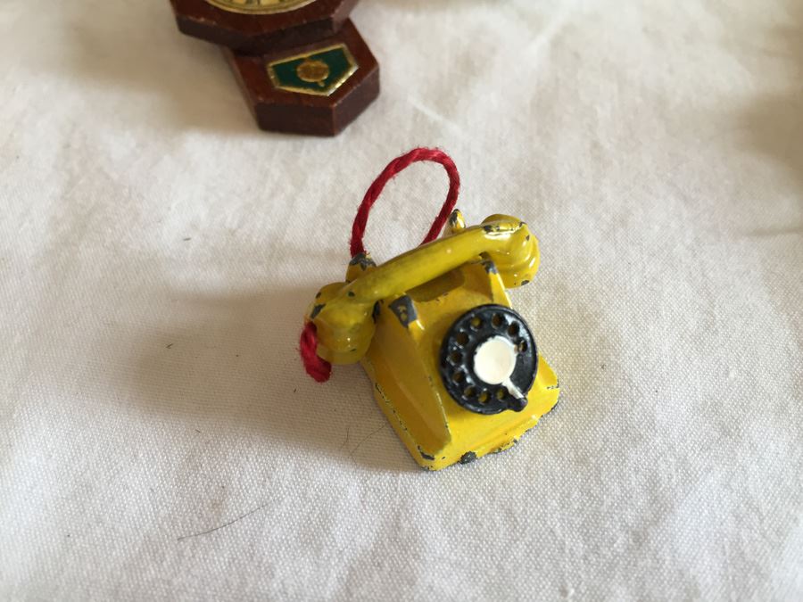 Huge Collection Of Miniature Doll House Furniture Over 100 Pieces [Photo 67]