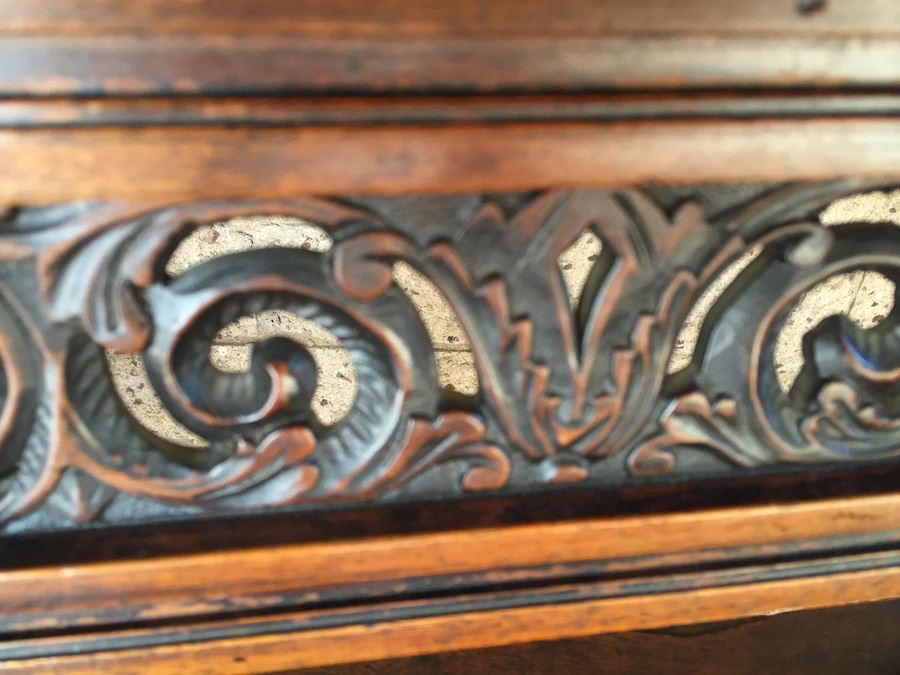 Nicely Carved Ornate Antique Chairs Estimate $250 Each [Photo 12]