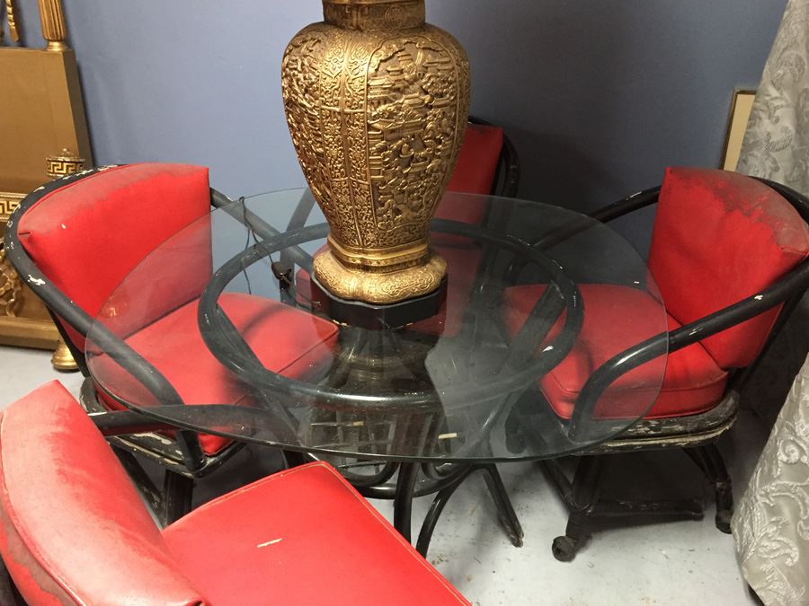 Rattan Table And Four Chairs Outdoor Patio Set [Photo 7]