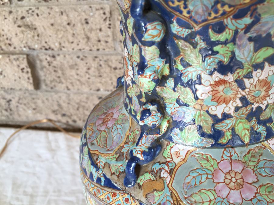 Vintage Chinese Famile Rose Lamp Stunning [Photo 10]