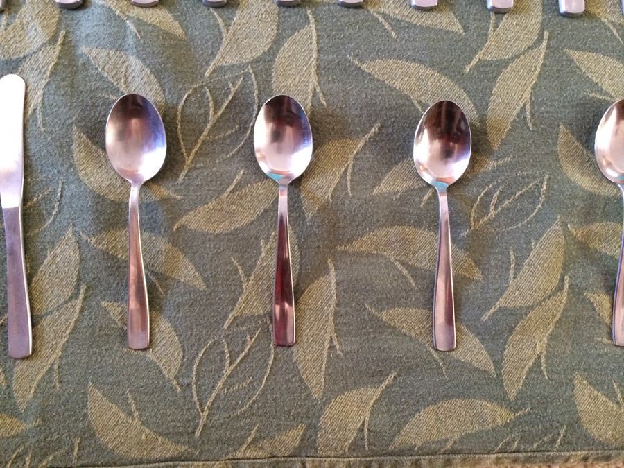 64-Piece Gense Sweden 18-8 Stainless Steel Flatware Set [Photo 9]