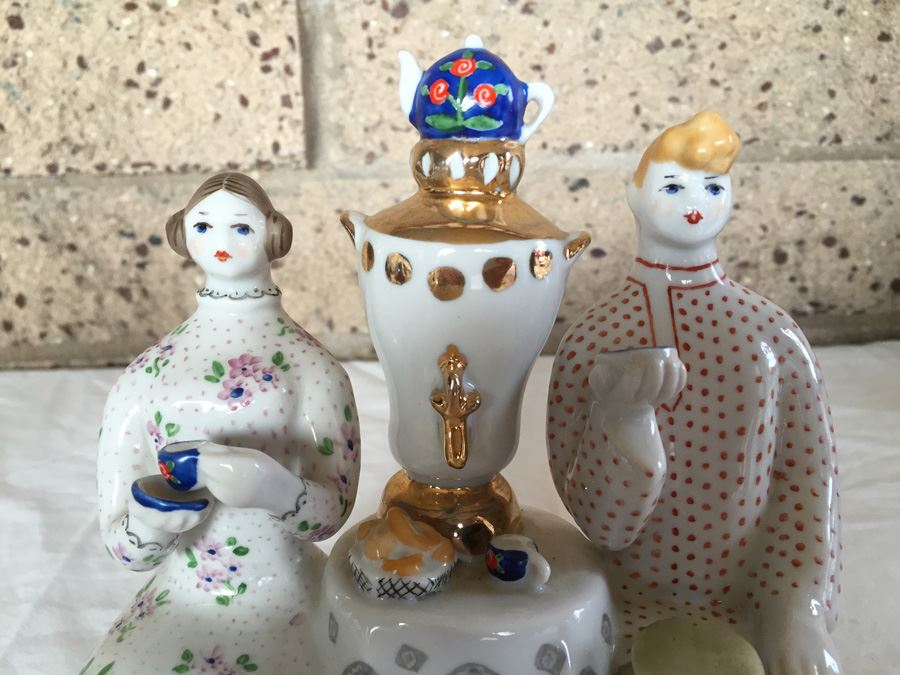 Soviet Porcelain Figurine By 'Kiev Experimental Art Ceramics Factory' [Photo 4]