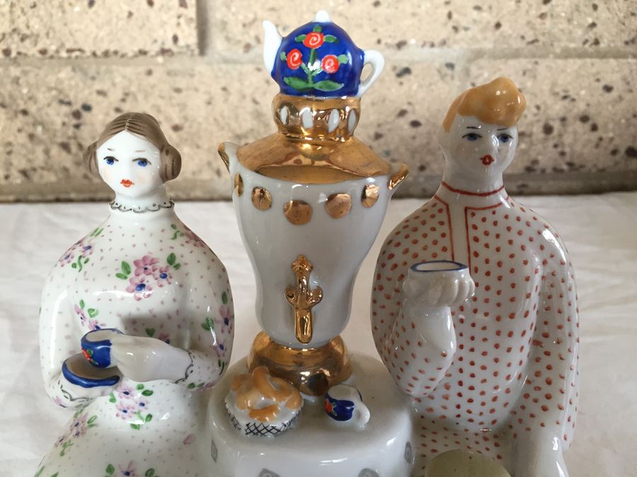 Soviet Porcelain Figurine By 'Kiev Experimental Art Ceramics Factory' [Photo 6]