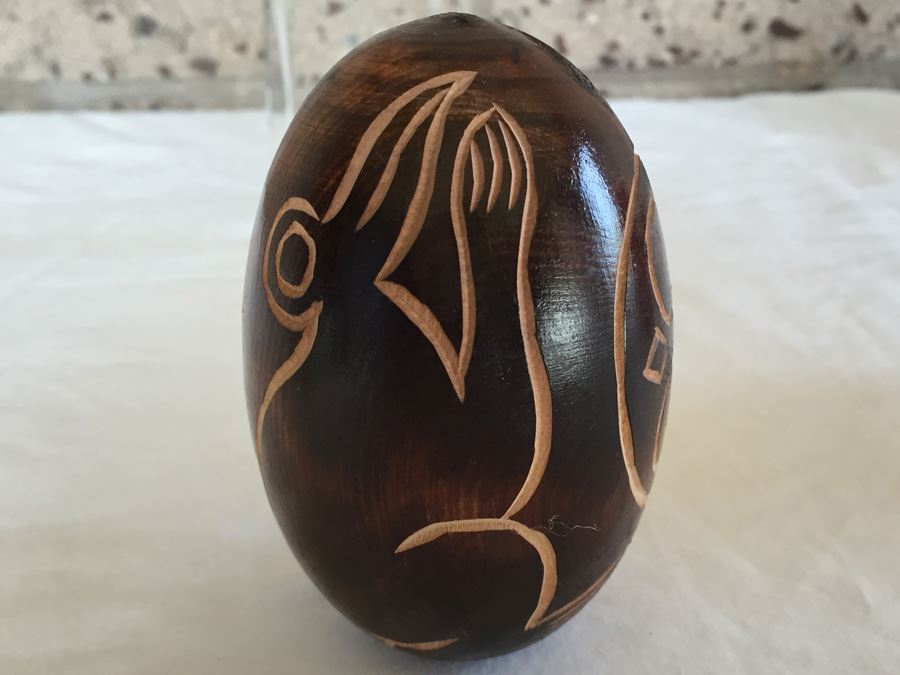 Collectible Lot Includes Pair Of Turtle Desk Bells, Miniature Clock, Egg Carving And Sydney Australia Paperweight Estimate $300+ [Photo 21]