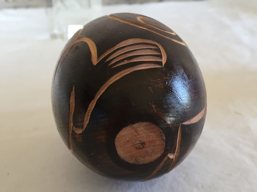 Collectible Lot Includes Pair Of Turtle Desk Bells, Miniature Clock, Egg Carving And Sydney Australia Paperweight Estimate $300+ [Photo 25]