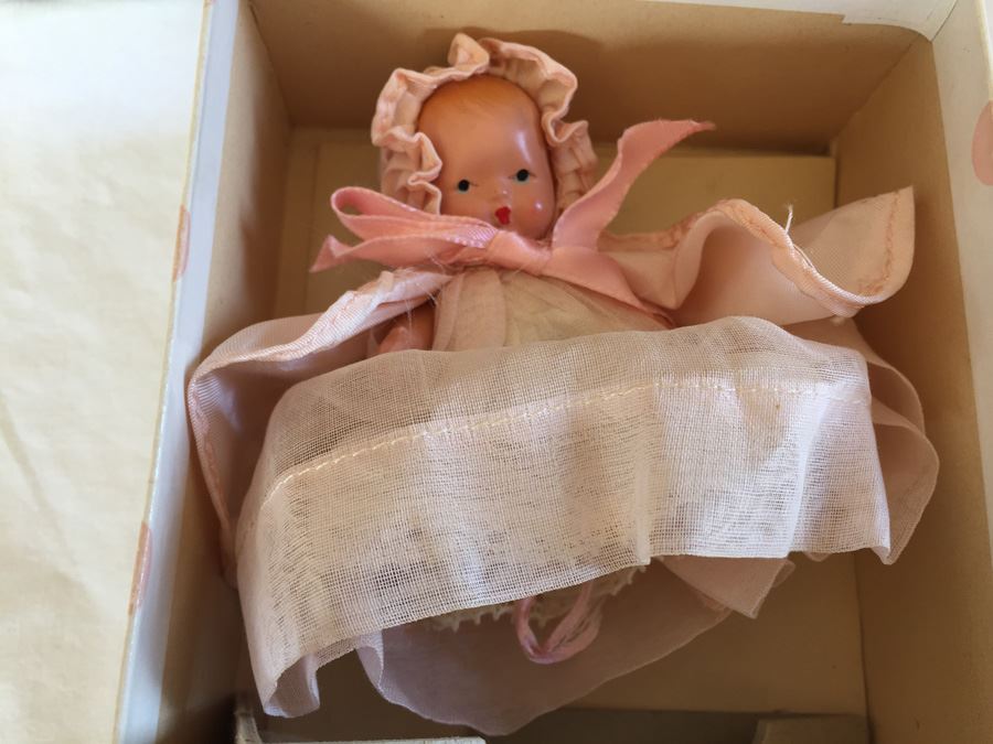 (5) Storybook Dolls By Nancy Ann In Original Box Lot Estimate $500 [Photo 3]