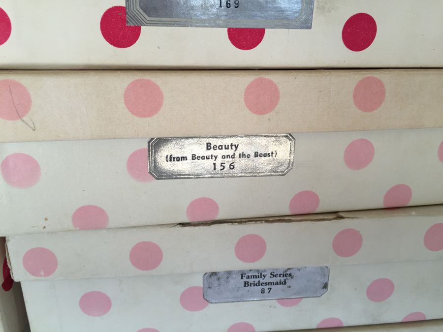 (8) Storybook Dolls By Nancy Ann In Original Box Lot Estimate $480 [Photo 9]