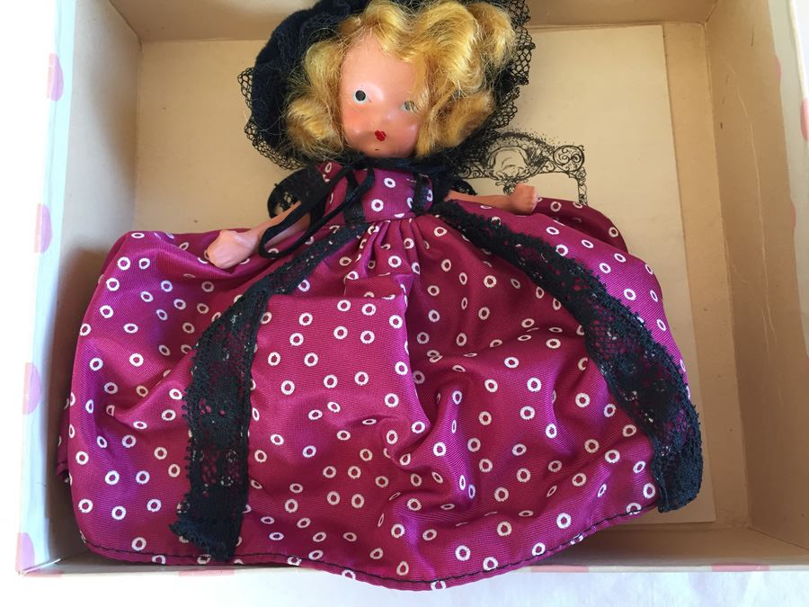 (8) Storybook Dolls By Nancy Ann In Original Box Lot Estimate $480 [Photo 42]