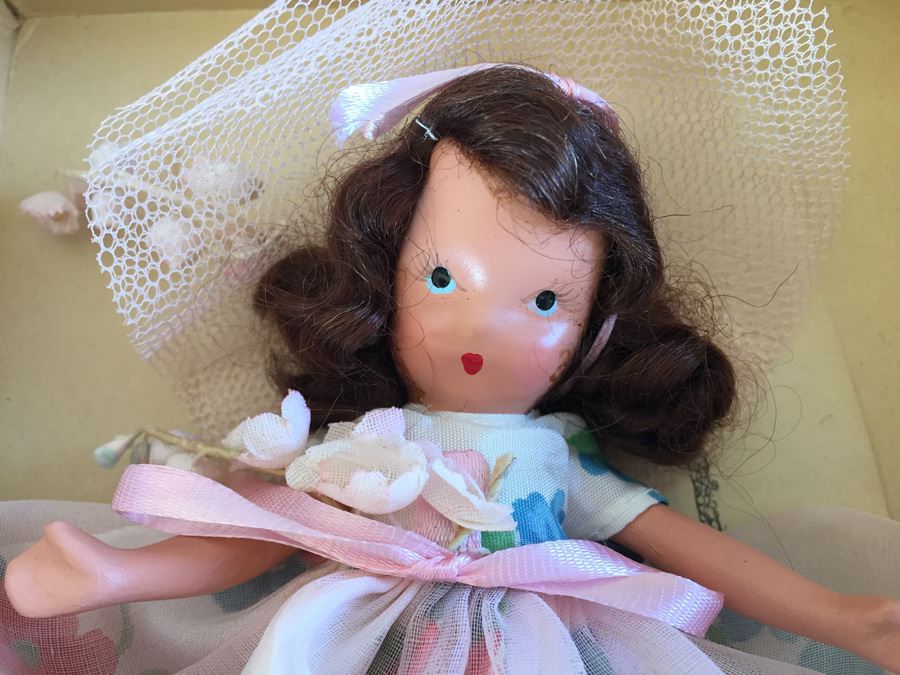 (8) Storybook Dolls By Nancy Ann In Original Box Lot Estimate $480 [Photo 32]