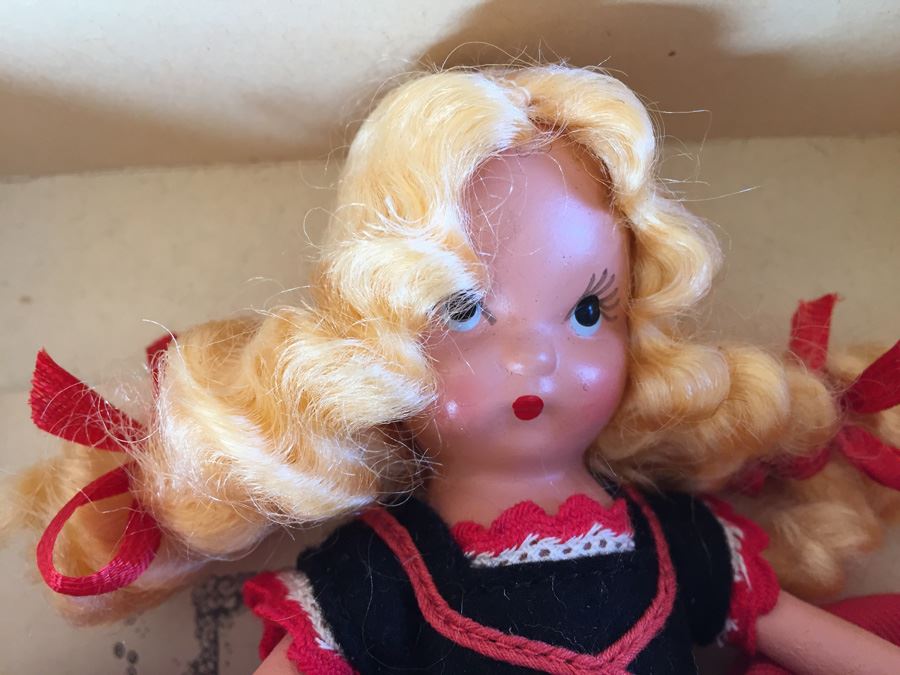 (8) Storybook Dolls By Nancy Ann In Original Box Lot Estimate $480 [Photo 24]