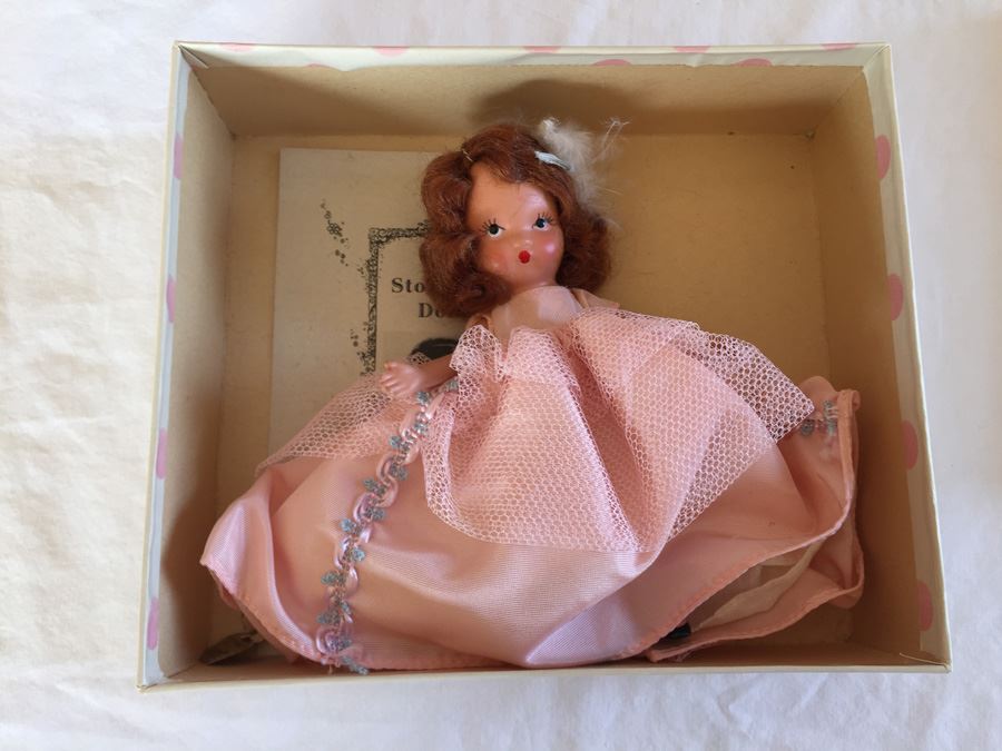 (8) Storybook Dolls By Nancy Ann In Original Box Lot Estimate $480 [Photo 27]