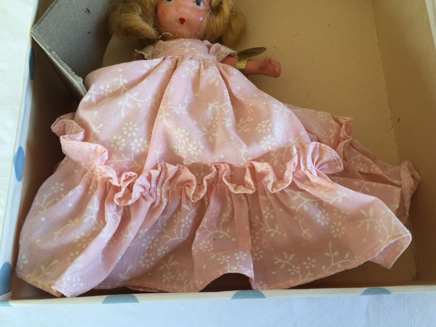 (8) Storybook Dolls By Nancy Ann In Original Box Lot Estimate $480 [Photo 18]