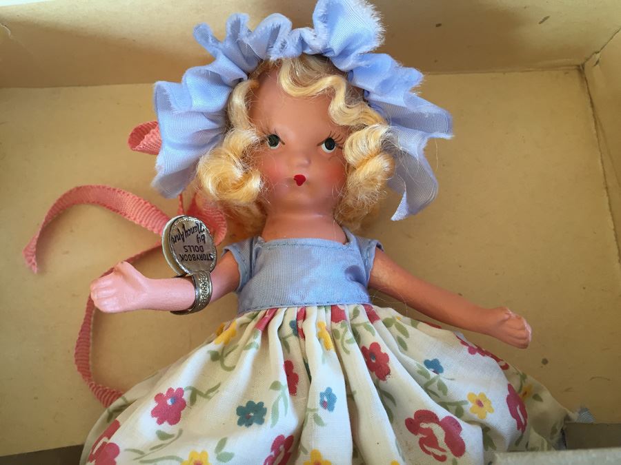 (8) Storybook Dolls By Nancy Ann In Original Box Lot Estimate $480 [Photo 37]