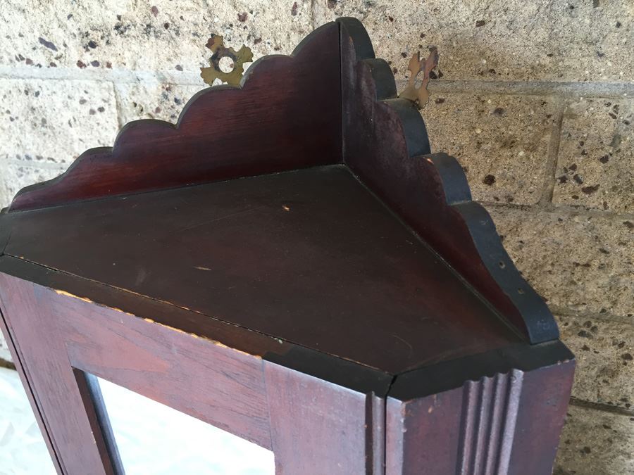 Vintage Wall-Mounted Corner Cabinet With Mirror [Photo 5]