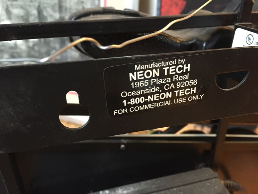 Negra Modelo Dark Beer Neon Sign [Photo 8]