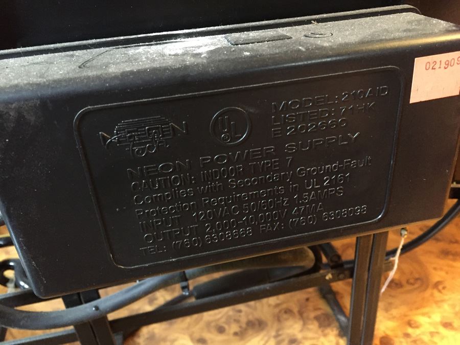 Negra Modelo Dark Beer Neon Sign [Photo 7]