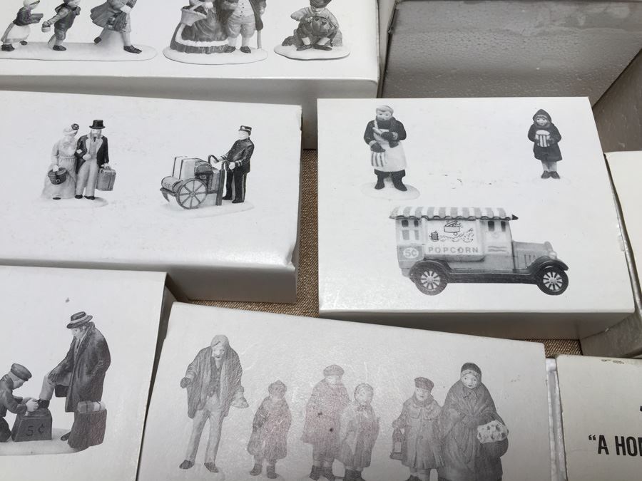 JUST ADDED - Huge Department 56 Decoration Lot - Over 45 Items In Original Boxes [Photo 14]