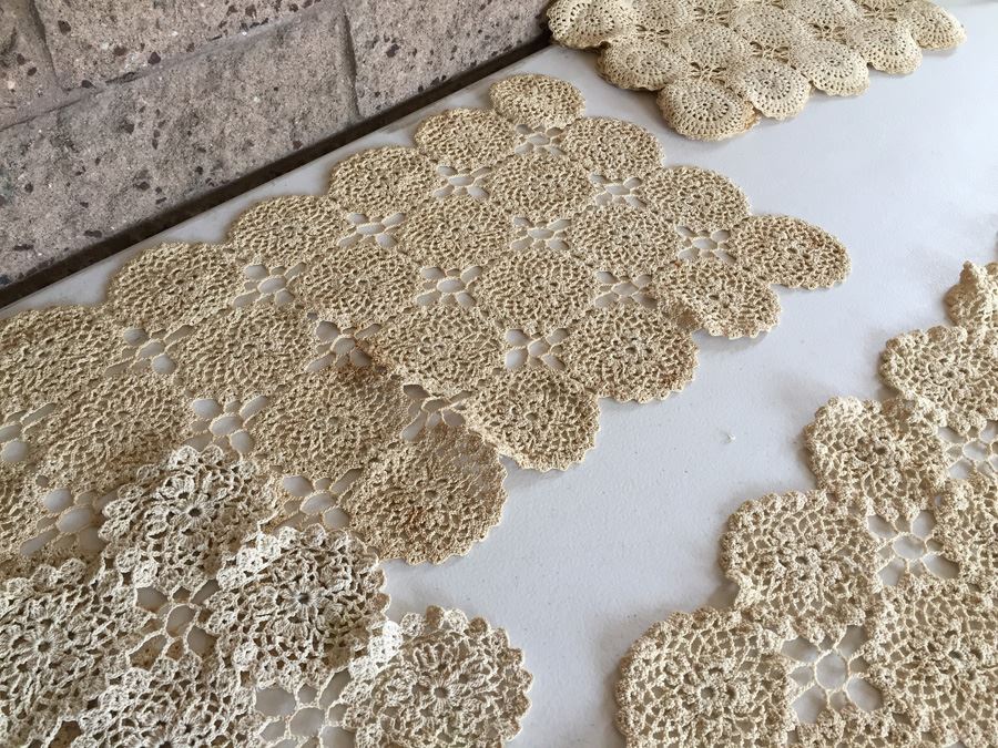 JUST ADDED - Vintage Crochet Lot Includes Table Runners, Placemats & Tablecloth [Photo 17]