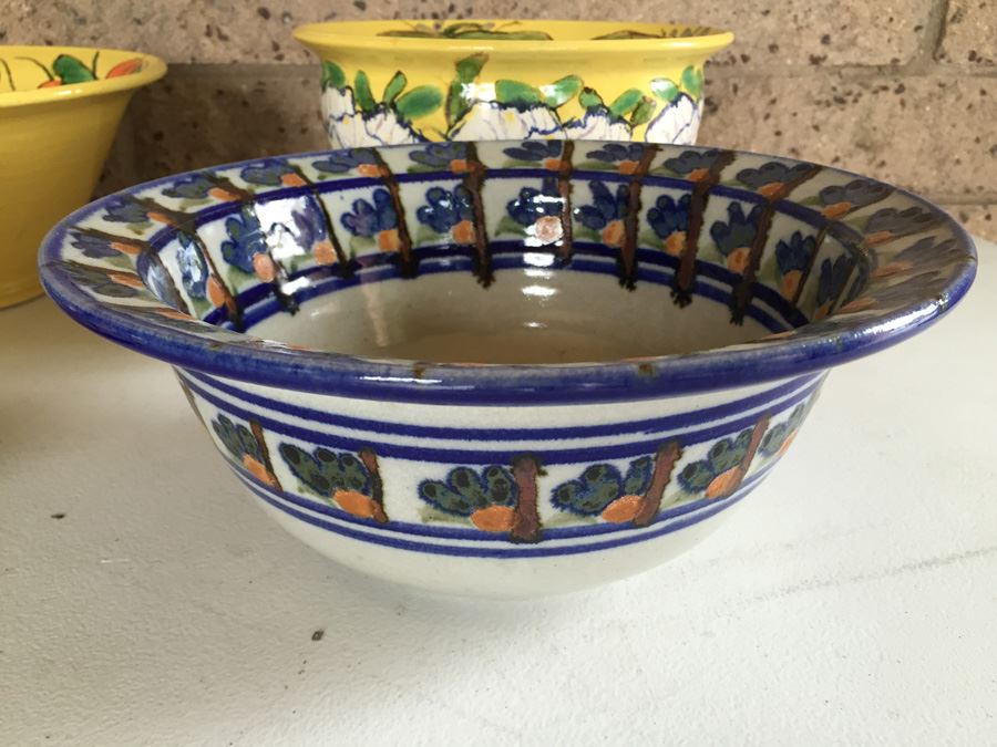 JUST ADDED - Lot Of Four Pottery Bowls Signed Dierdorff [Photo 3]