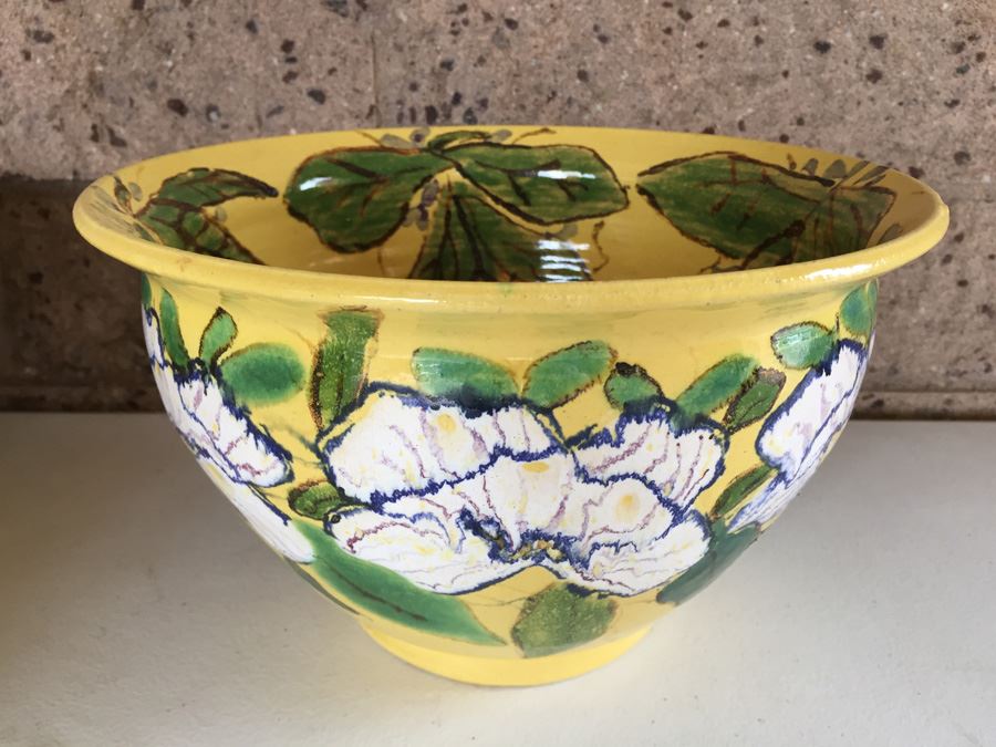 JUST ADDED - Lot Of Four Pottery Bowls Signed Dierdorff [Photo 4]