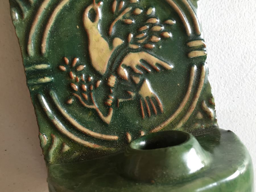 JUST ADDED - Lot Of Moravian Pottery And Tile Works Tiles And Candle Holder Plaque [Photo 15]