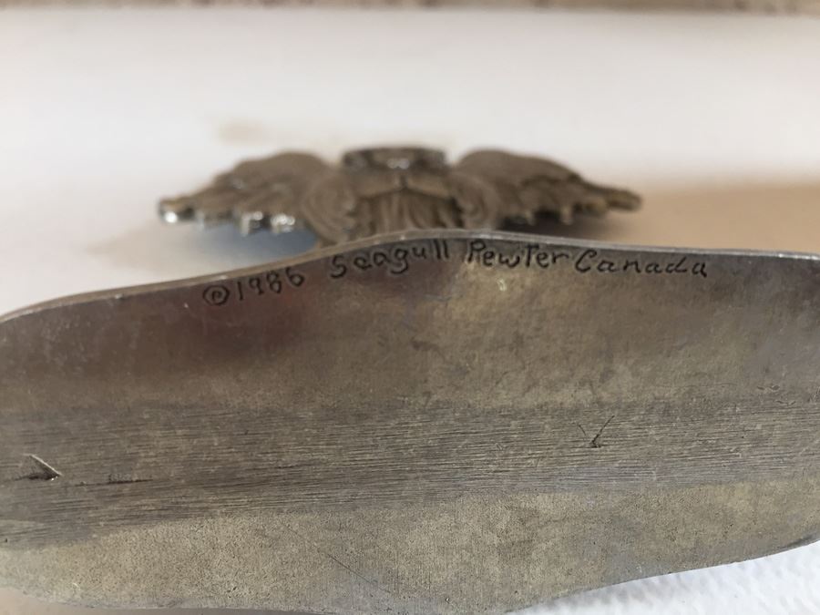 JUST ADDED - Seagull Pewter Canada Standing Angel Vintage 1986 [Photo 3]