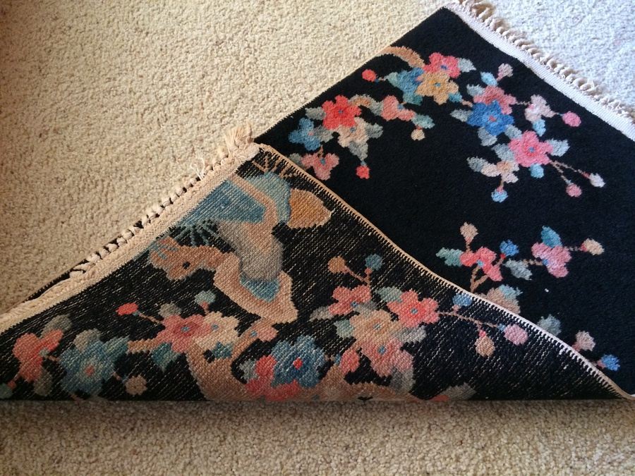 Small Handmade Wool Area Rug [Photo 5]