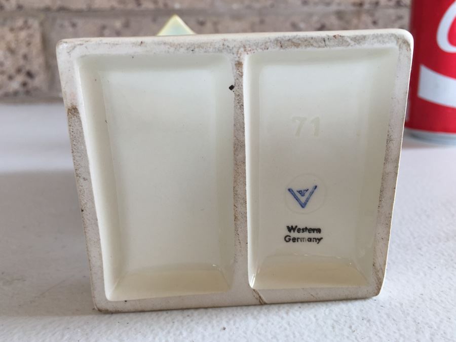 JUST ADDED - Vintage Hummel 71 Stormy Weather Boy Girl Under Umbrella Figurine [Photo 3]