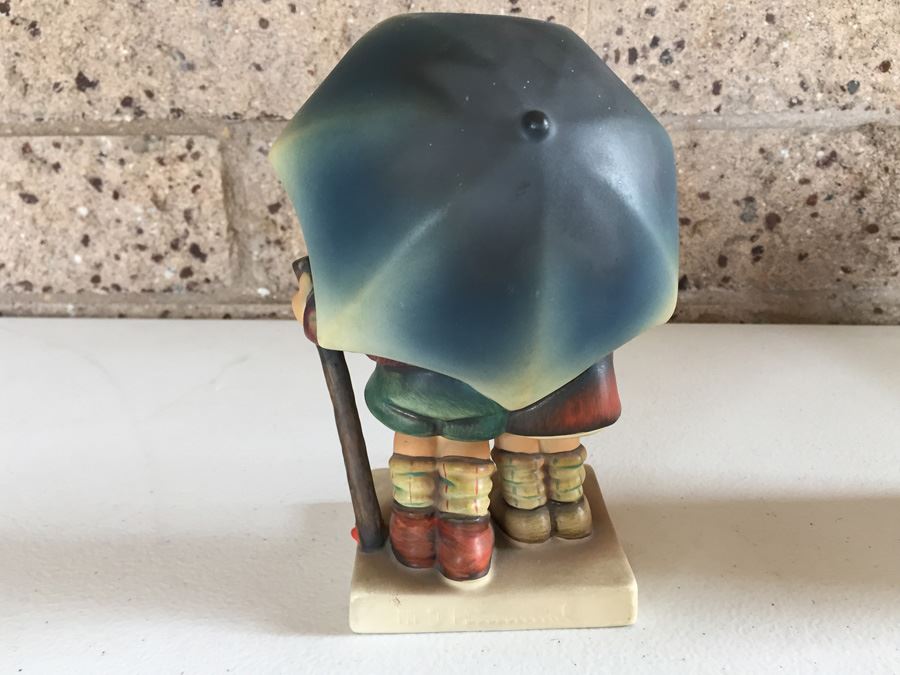 JUST ADDED - Vintage Hummel 71 Stormy Weather Boy Girl Under Umbrella Figurine [Photo 7]