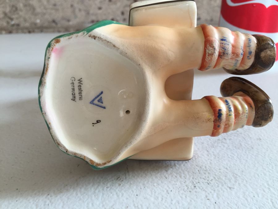 JUST ADDED - Vintage Hummel Figurine Bookworm #8 [Photo 8]