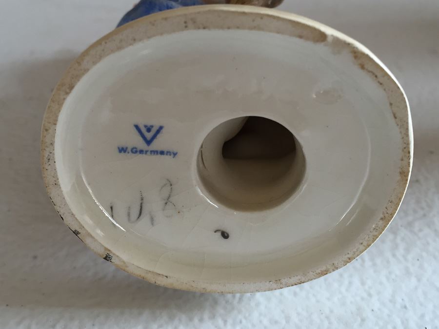 JUST ADDED - Vintage Hummel And Beatrix Potter Figurine Lot [Photo 19]