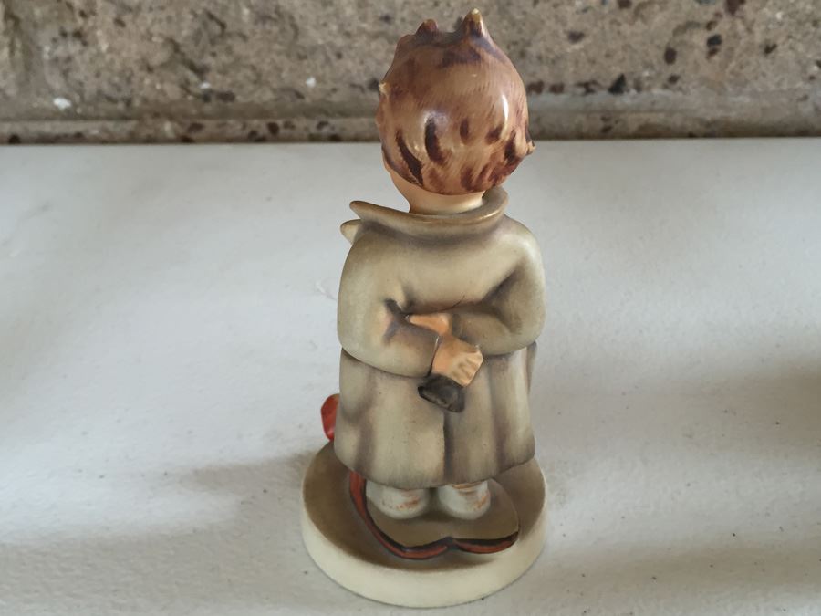 JUST ADDED - Vintage Hummel And Beatrix Potter Figurine Lot [Photo 11]