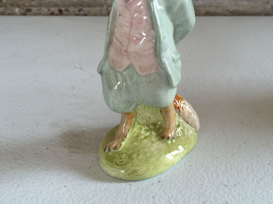 JUST ADDED - Vintage Hummel And Beatrix Potter Figurine Lot [Photo 22]