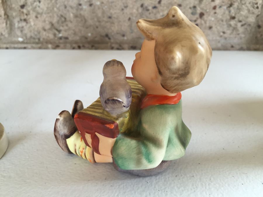 JUST ADDED - Vintage Hummel And Beatrix Potter Figurine Lot [Photo 4]