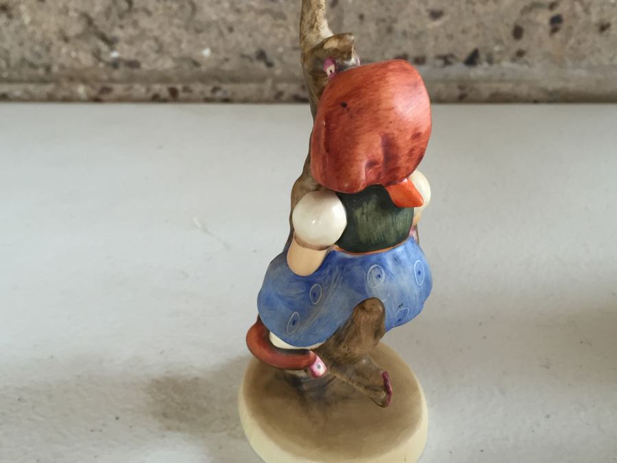 JUST ADDED - Vintage Hummel And Beatrix Potter Figurine Lot [Photo 17]