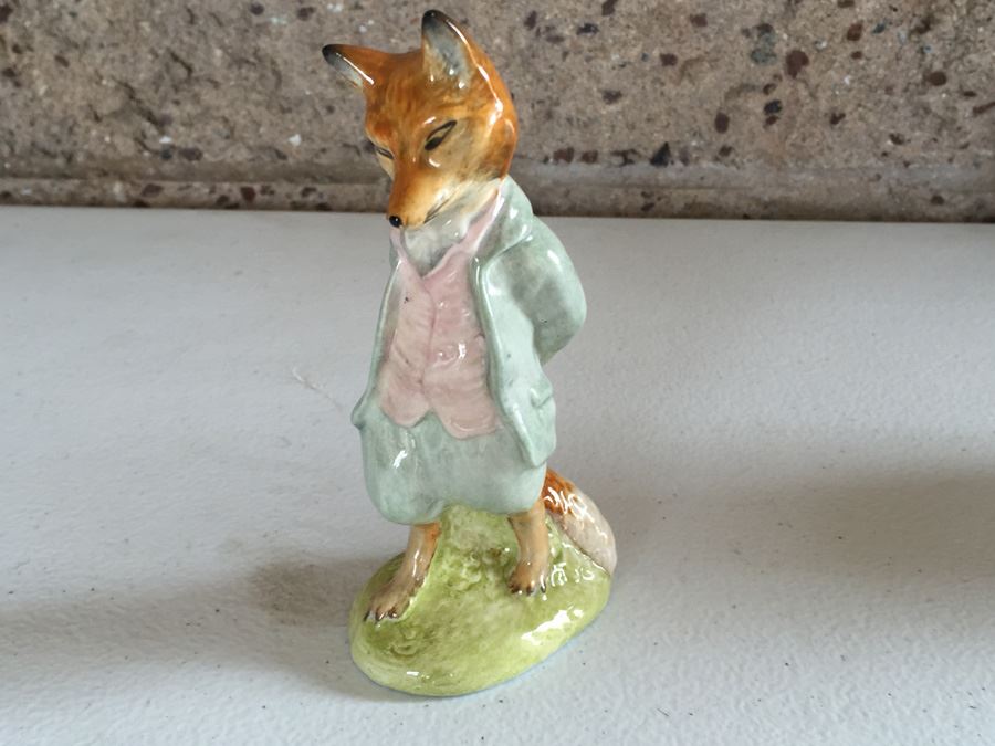 JUST ADDED - Vintage Hummel And Beatrix Potter Figurine Lot [Photo 20]