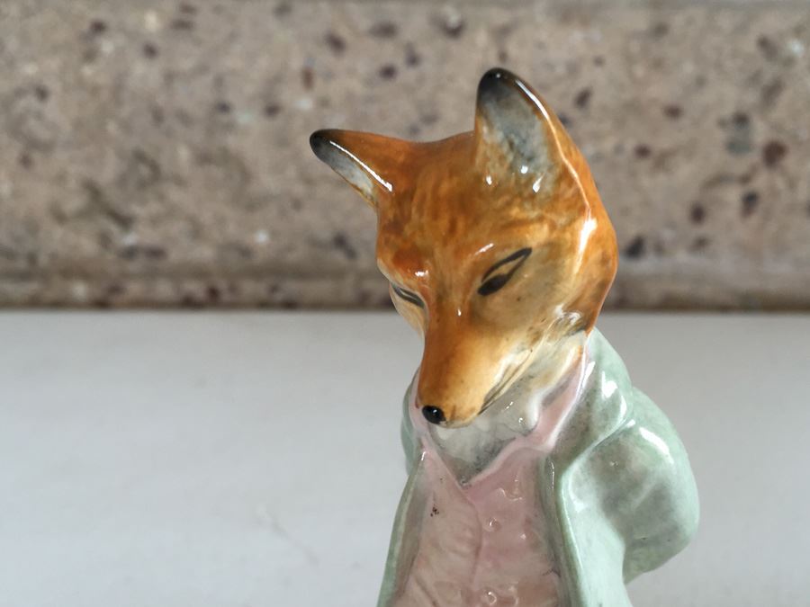 JUST ADDED - Vintage Hummel And Beatrix Potter Figurine Lot [Photo 21]