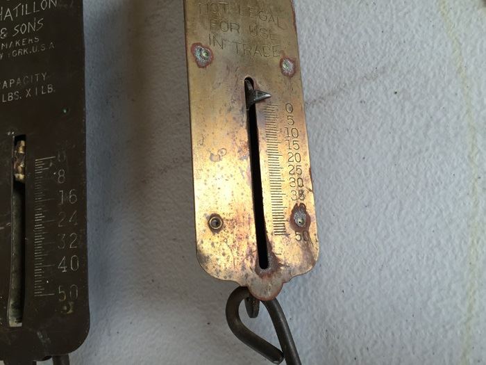 JUST ADDED - Lot Of Vintage Scales And Hanging Lanterns [Photo 18]