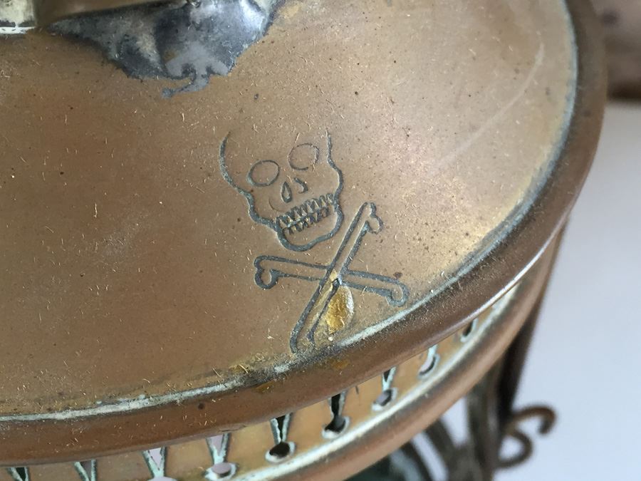 JUST ADDED - Lot Of Vintage Scales And Hanging Lanterns [Photo 6]