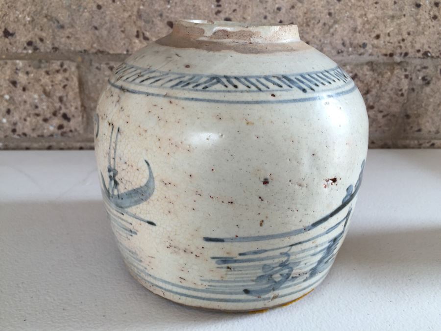 JUST ADDED - Old Chinese Blue And White Crock Pot [Photo 6]