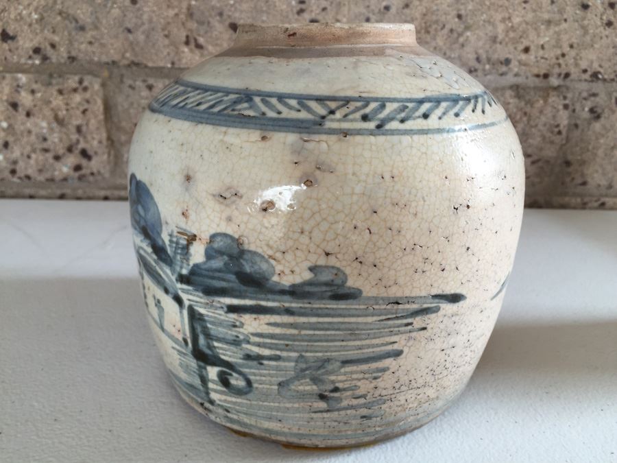 JUST ADDED - Old Chinese Blue And White Crock Pot [Photo 9]