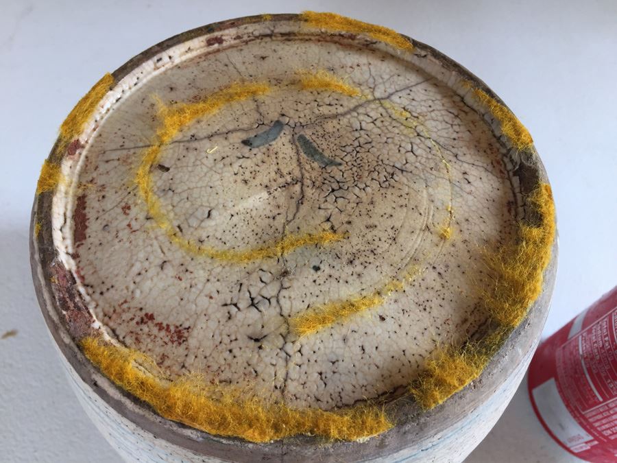 JUST ADDED - Old Chinese Blue And White Crock Pot [Photo 3]