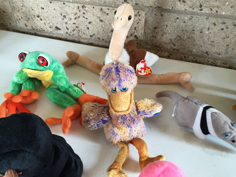 JUST ADDED - Vintage Beanie Babies Lot [Photo 24]