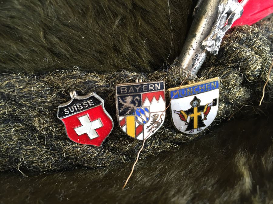 JUST ADDED - Traditional German Hat With Pins [Photo 3]
