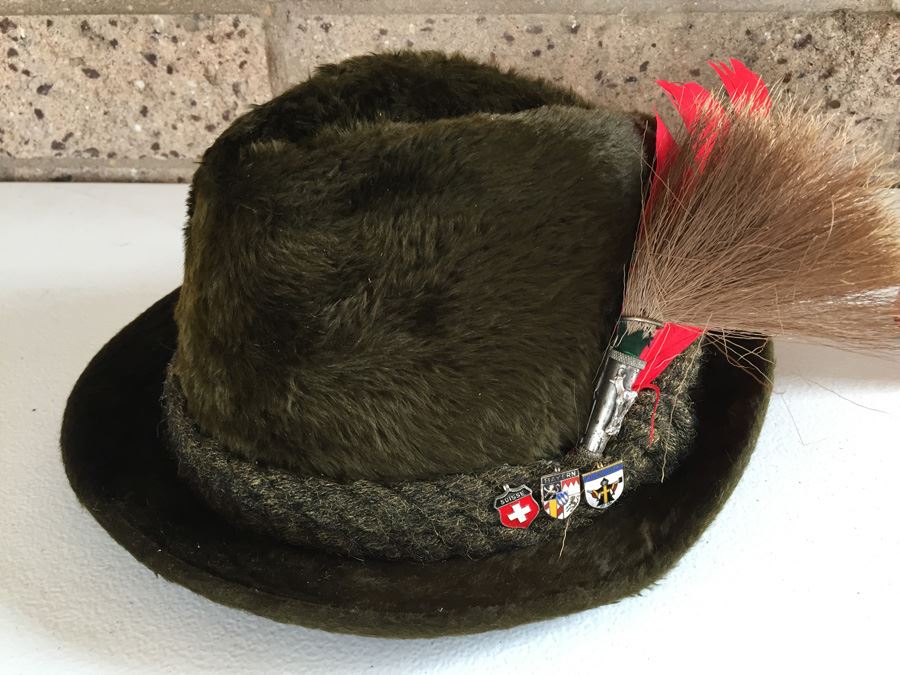JUST ADDED - Traditional German Hat With Pins [Photo 2]
