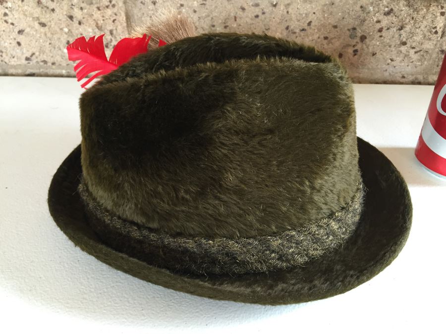 JUST ADDED - Traditional German Hat With Pins [Photo 8]