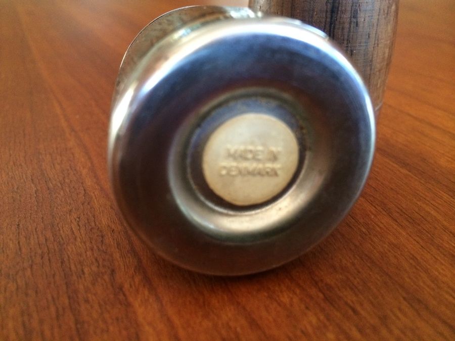 Denmark Metal and Wood Salt & Pepper Shakers [Photo 4]